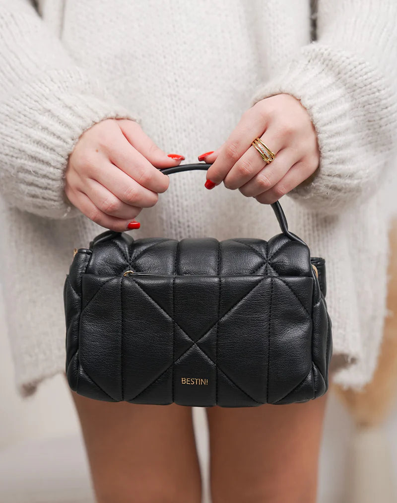 Mini Bolso Acolchado Top Handle con Cierre Metálico