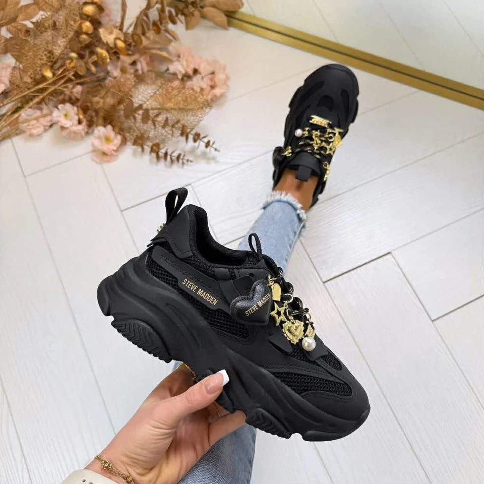 Sneakers Chunky con Charms Dorados