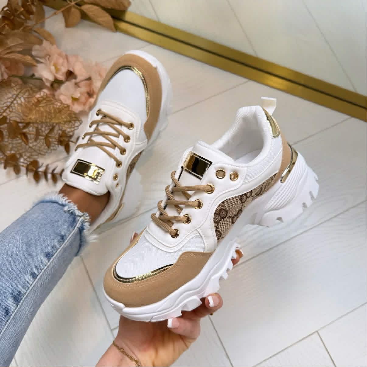 Sneakers Chunky con Panel Monograma